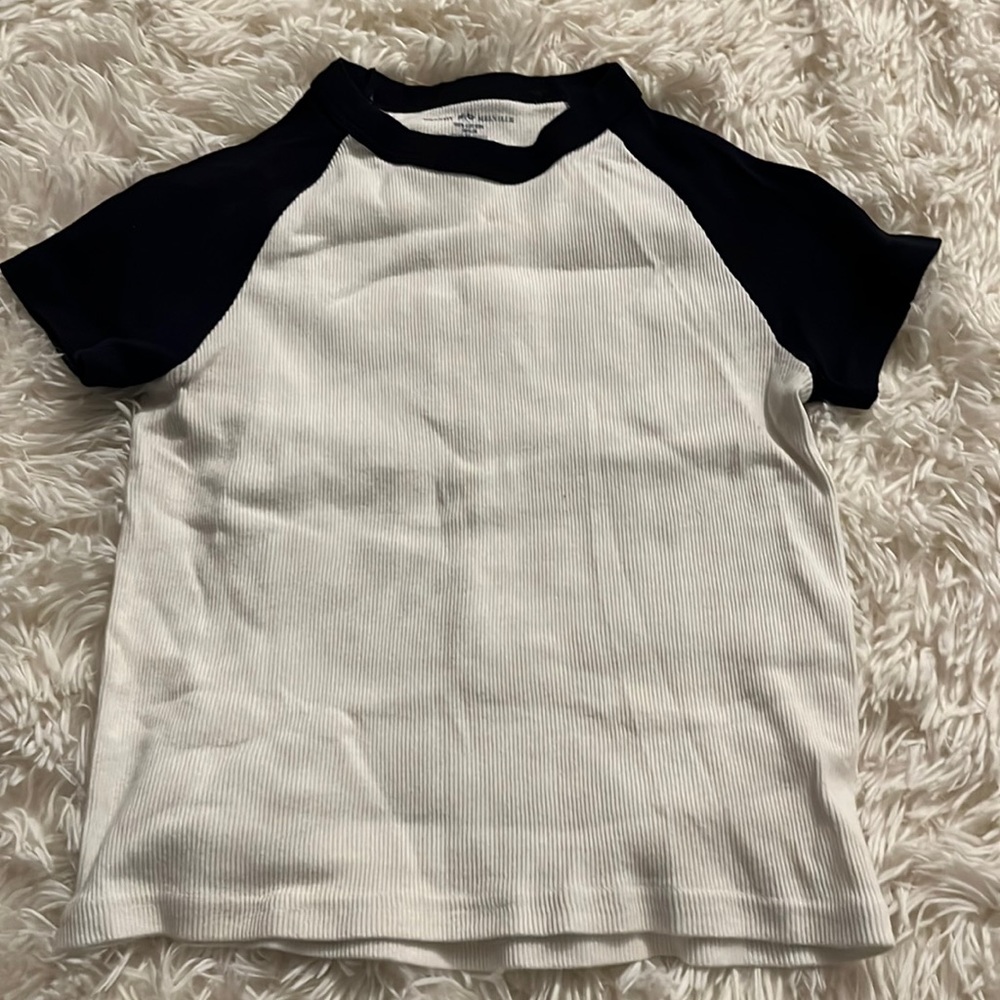 Brandy Melville tee